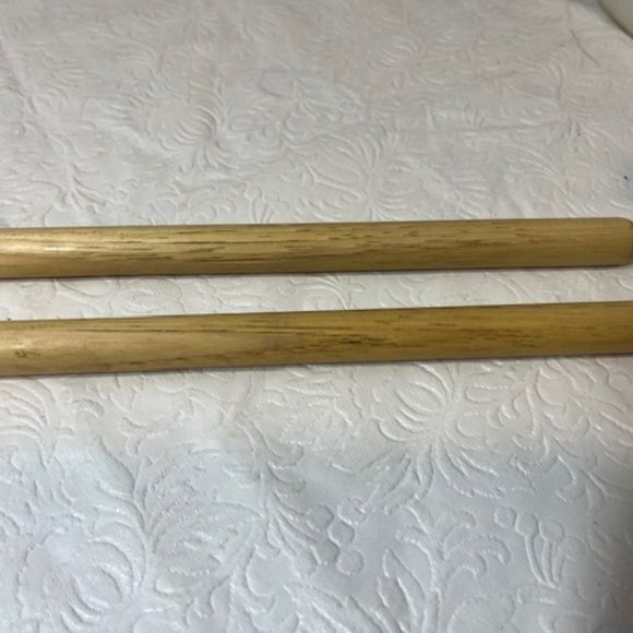 Vic Firth American Classic 5A Hickory Preowned, Drum Sticks 16" - Picture 8 of 9